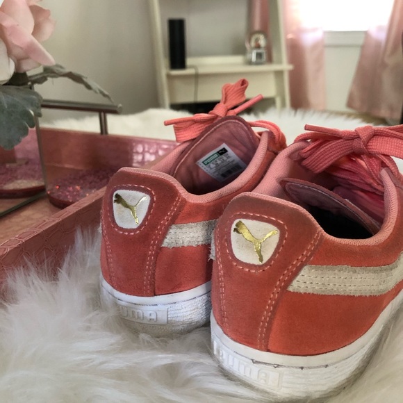 peach pumas - Picture 4 of 4
